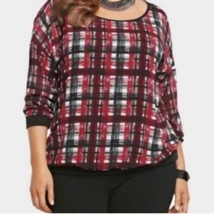 Torrid Black & Red Top - Size 1